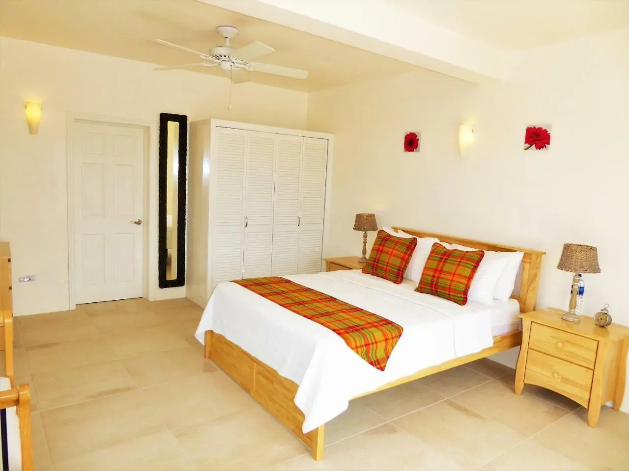 Cactus House Villa Jolly Harbour